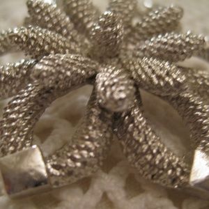 MONET FLOWER Brooch Monet SNOWFLAKE Pinecone 1980s
